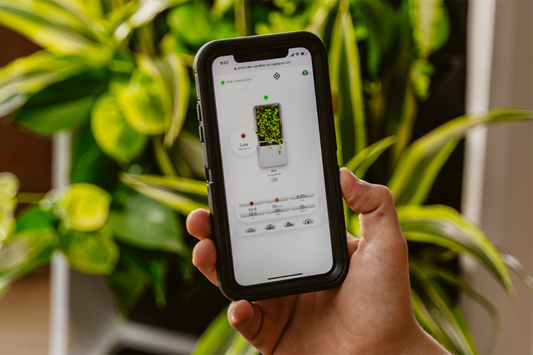 Respira Smart Air-purifying Garden