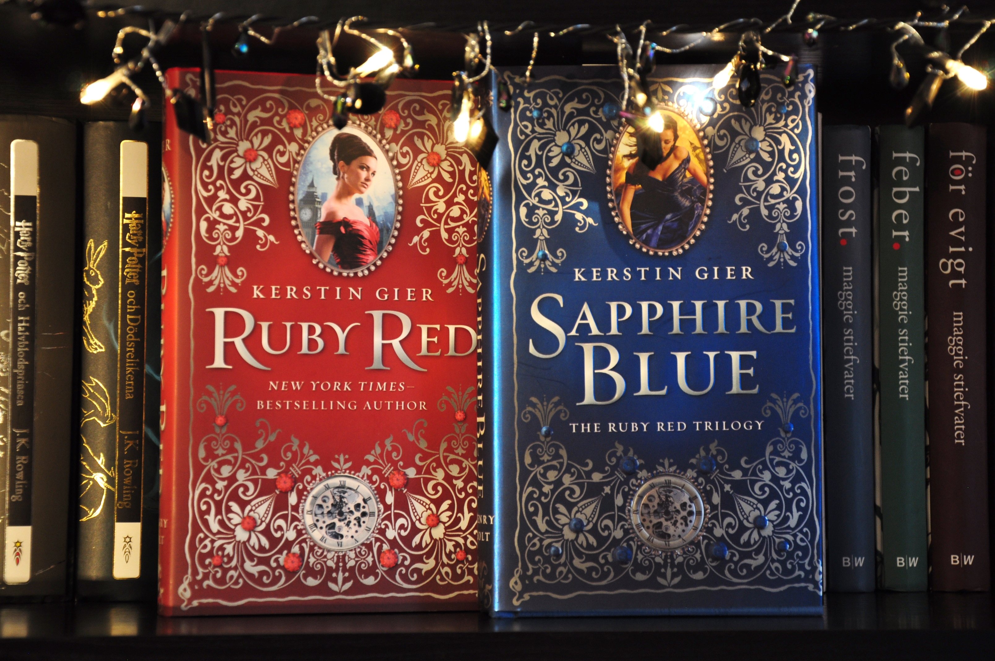 Ruby Red (Ruby Red Trilogy Book 1)