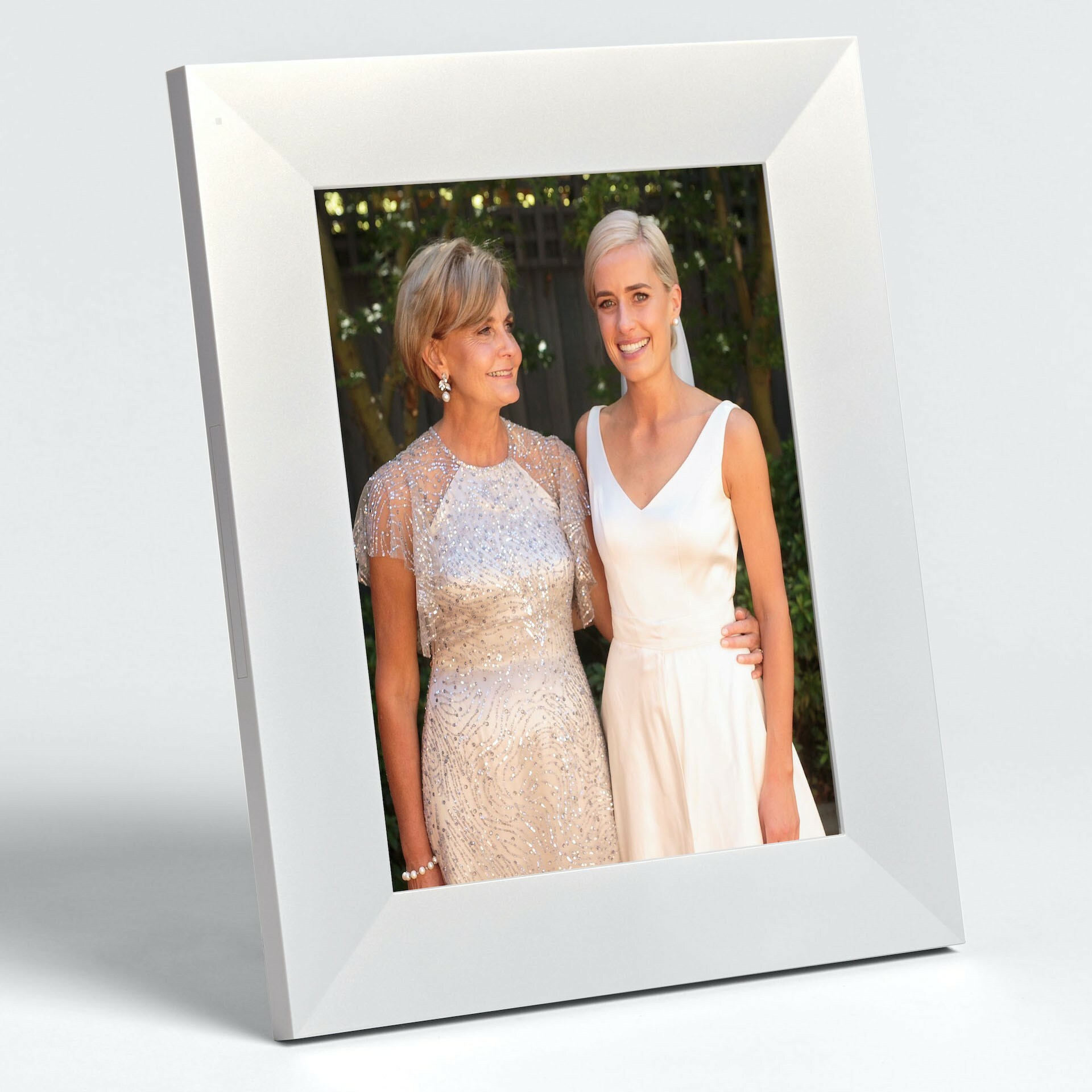 Sawyer Smart Connected Picture Frame