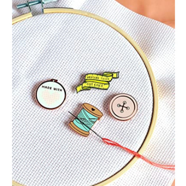 Sewing Lover Pin Set