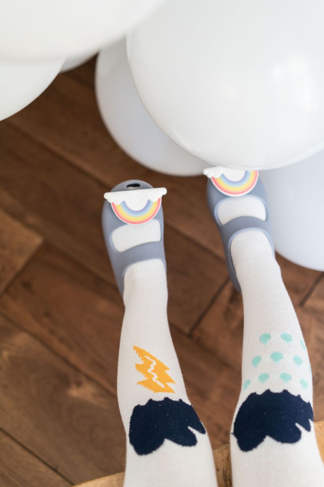 Shoe with Twist Lock