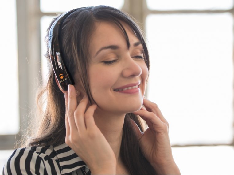 SilkSound Stylish Bluetooth Headphones