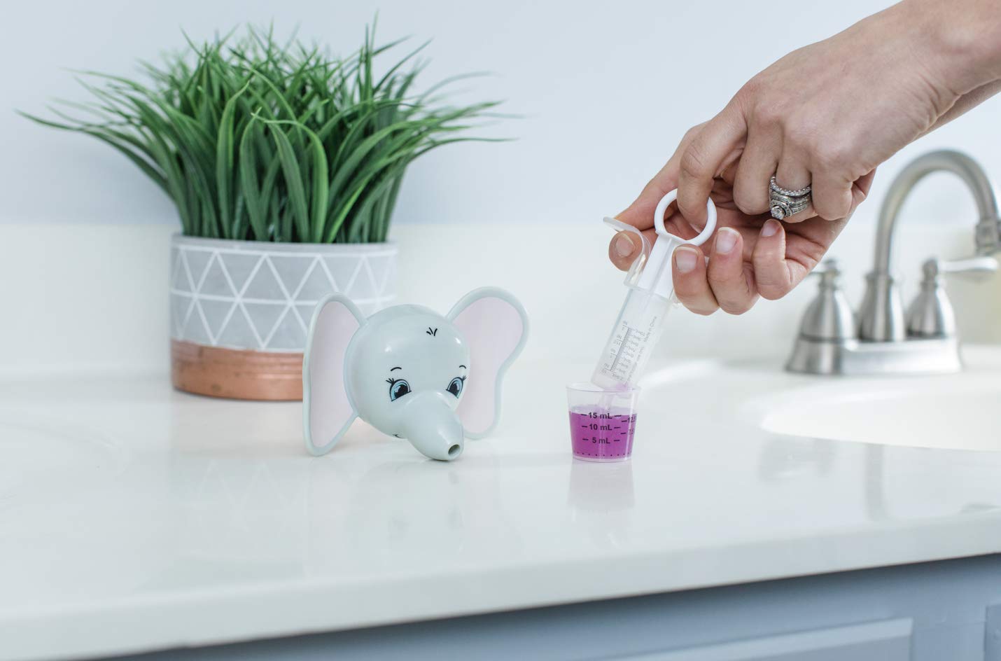 Singing Medicine Dispenser for Kids