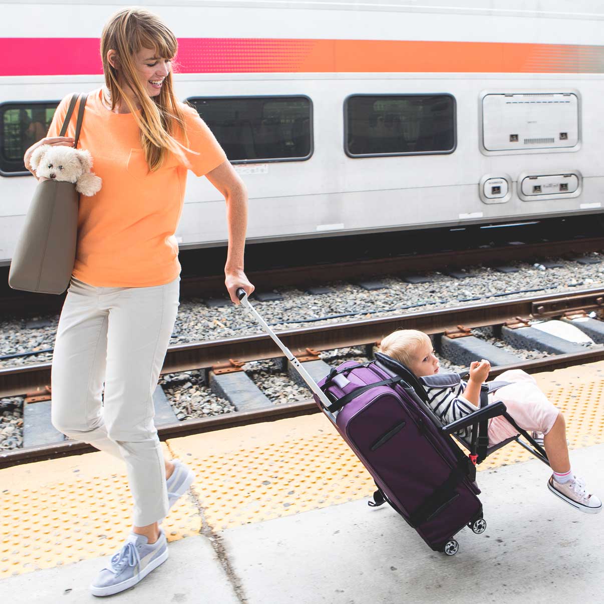 SitAlong Toddler Luggage Seat