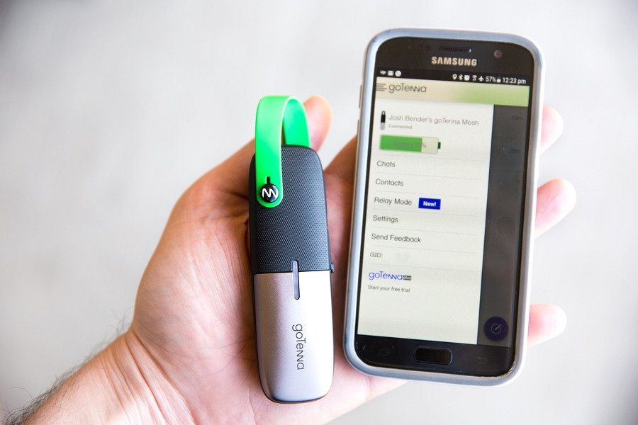 Сompact Antenna That Lets You Communicate Without Internet Access or Cell Service