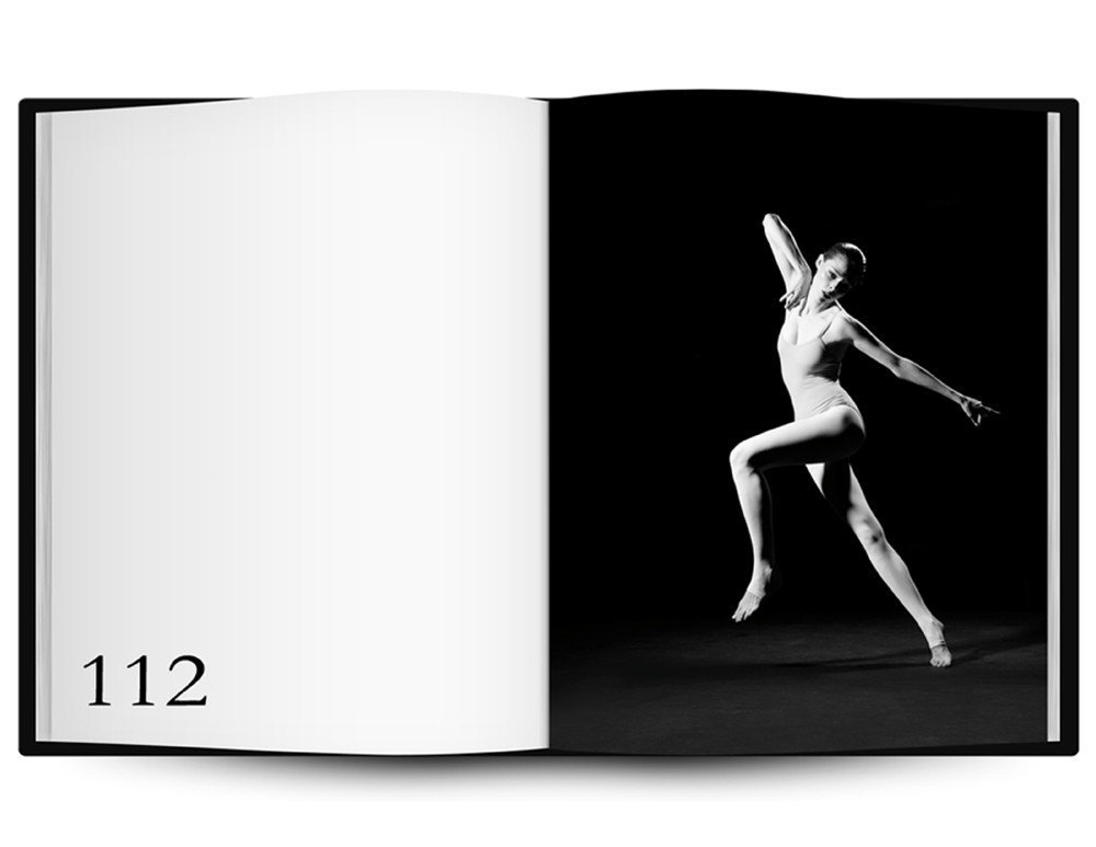 Study of Pose: 1,000 Poses by Coco Rocha