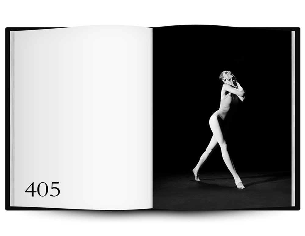 Study of Pose: 1,000 Poses by Coco Rocha
