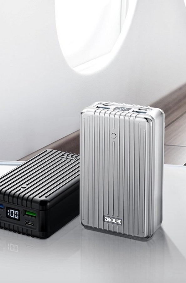 SuperTank Versatile Power Bank