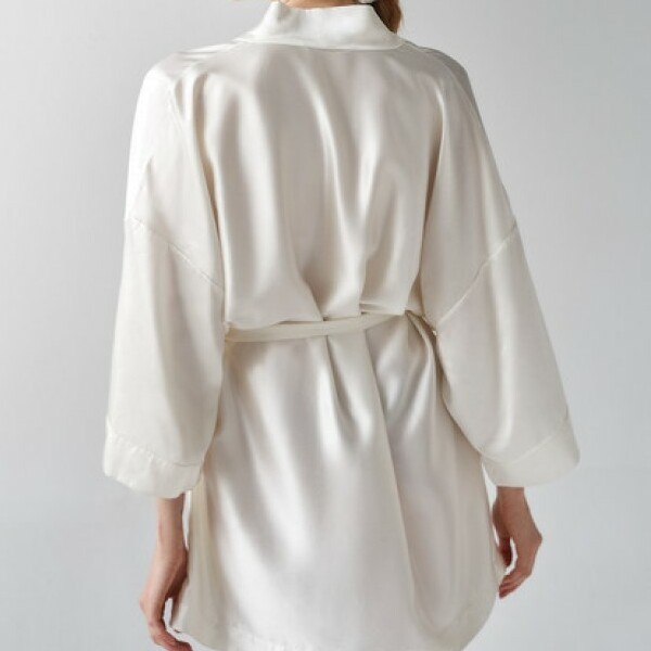  Teya Silk Robe