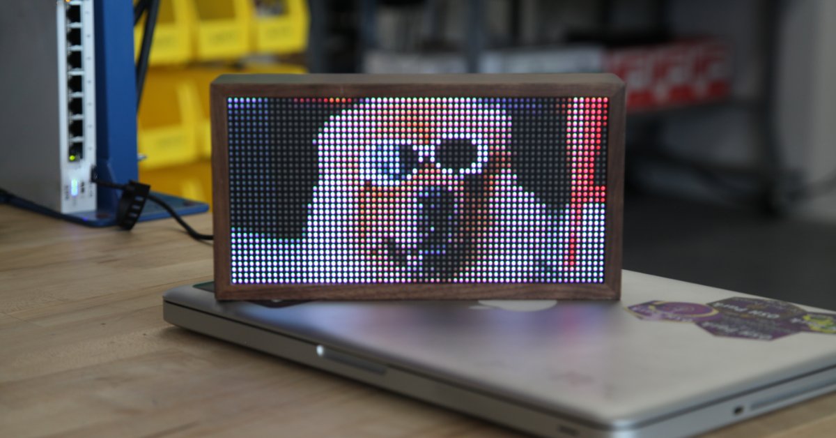 Tidbyt Smart Retro Display