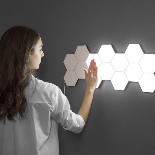 Touch-Sensitive Modular Lighting
