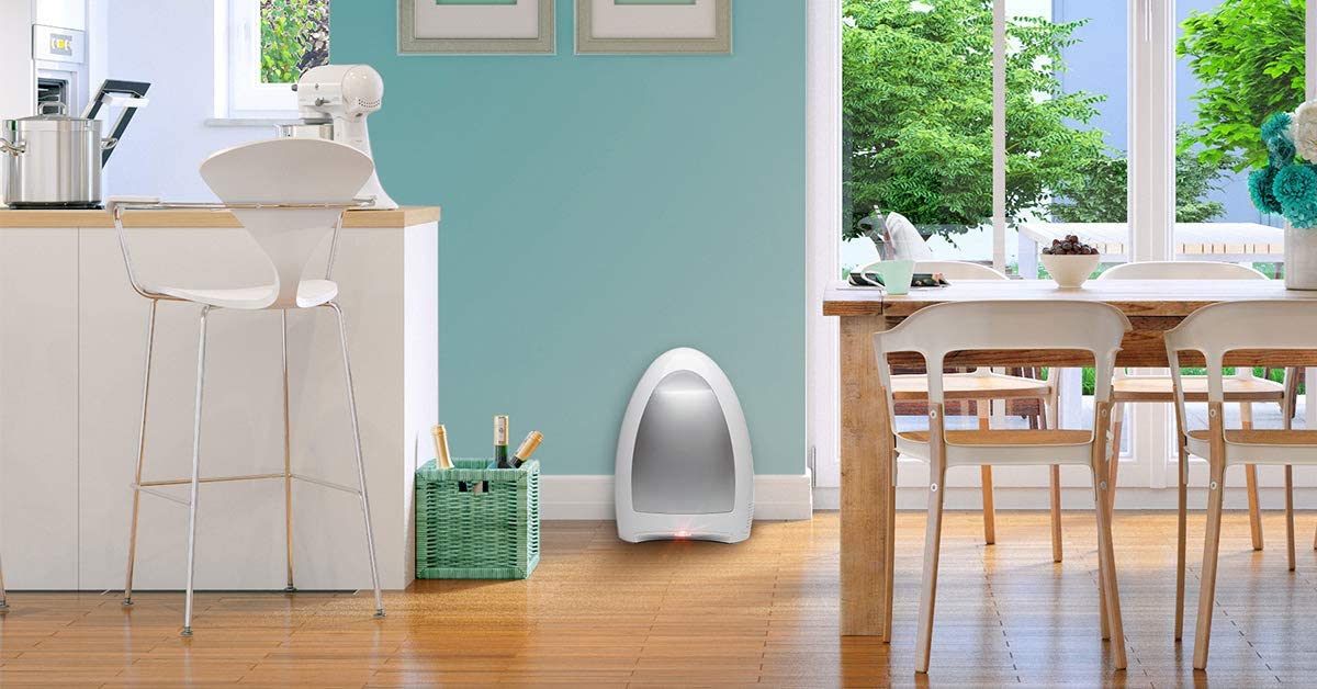 Touchless Stationary Vacuum Eliminates The Need For a Dustpan
