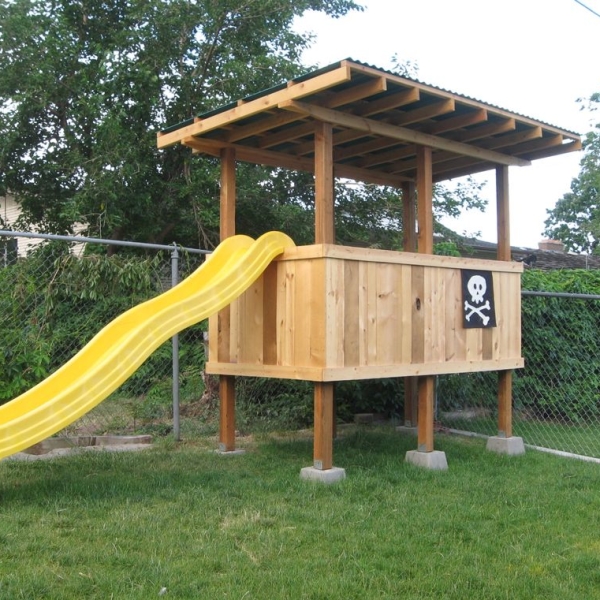 Treeless Tree House