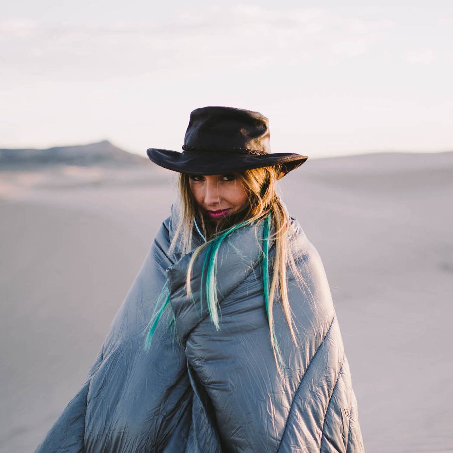 Waterproof Puffy Blanket