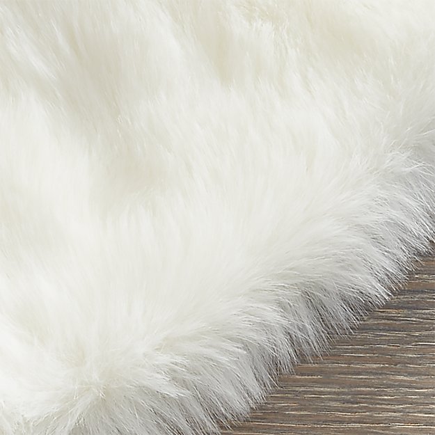 White Faux Fur Tree Skirt