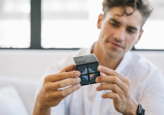 WOWCube Entertainment System