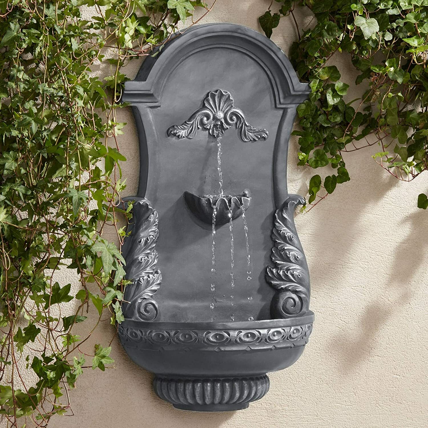 Outdoor Wall-Mounted Fountains