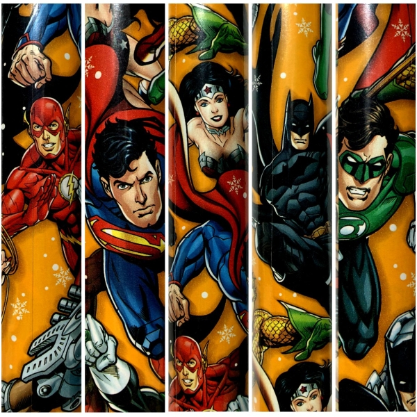 DC Comics Superheroes Wrapping Paper